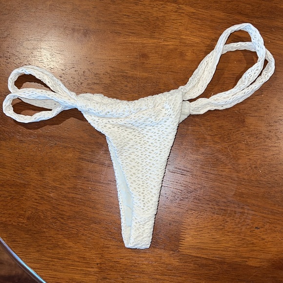 Monday Swimwear Malta Bottom - Picture 4 of 6